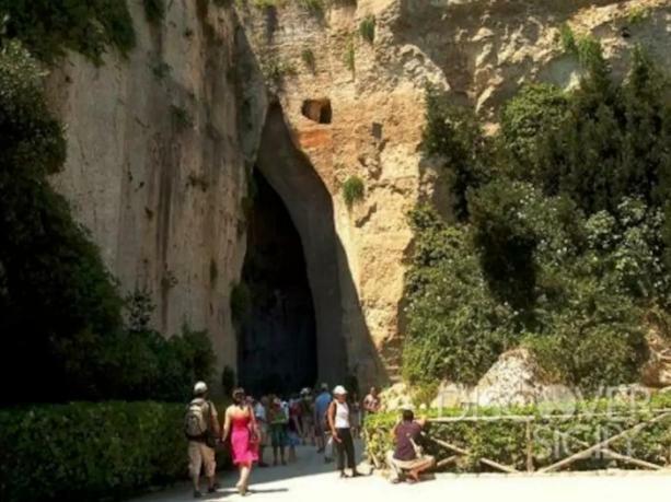Casa Vacanze Parco Archeologico 锡拉库扎 外观 照片